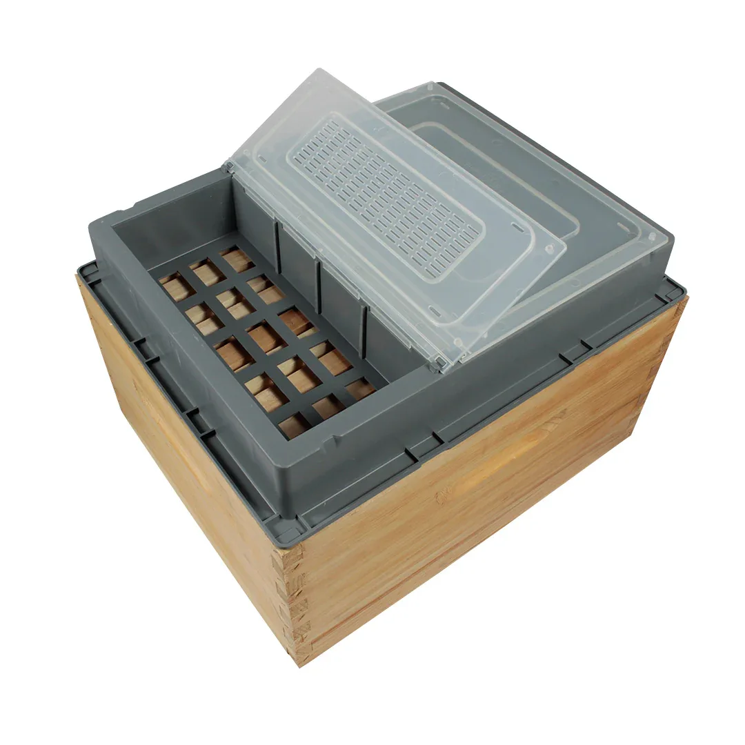 Maxima Hive Cover/Feeder Combo - Image 8