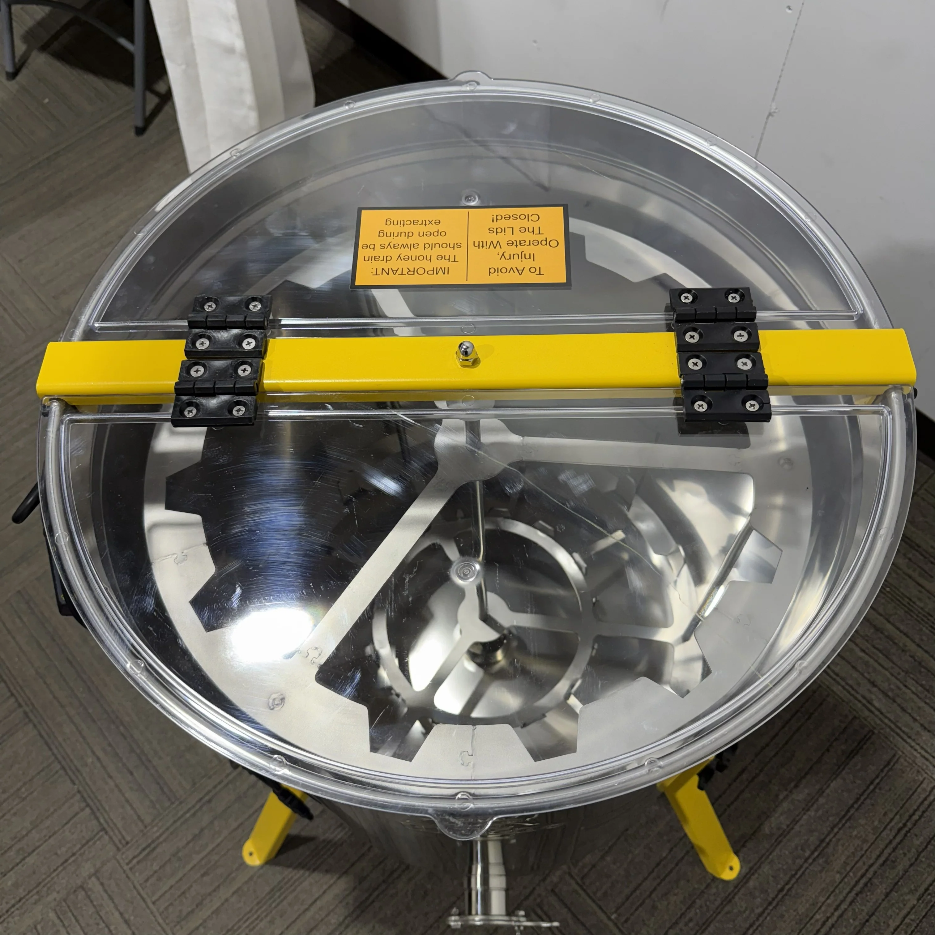 Maxx12 Honey Extractor - 12 Frame Radial - CLEARANCE Lot# 107 - Image 2