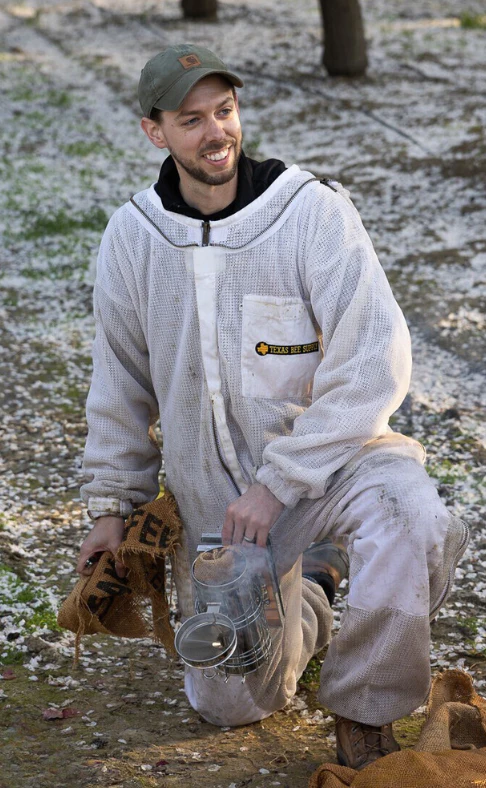 The Golden Rules of Beekeeping according to Blake & Kamon - Image 3